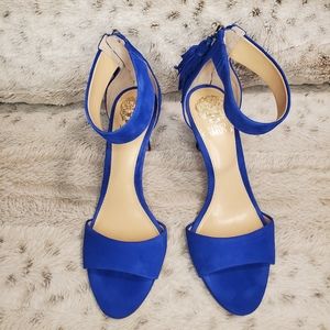 Vince Camuto heels 👠